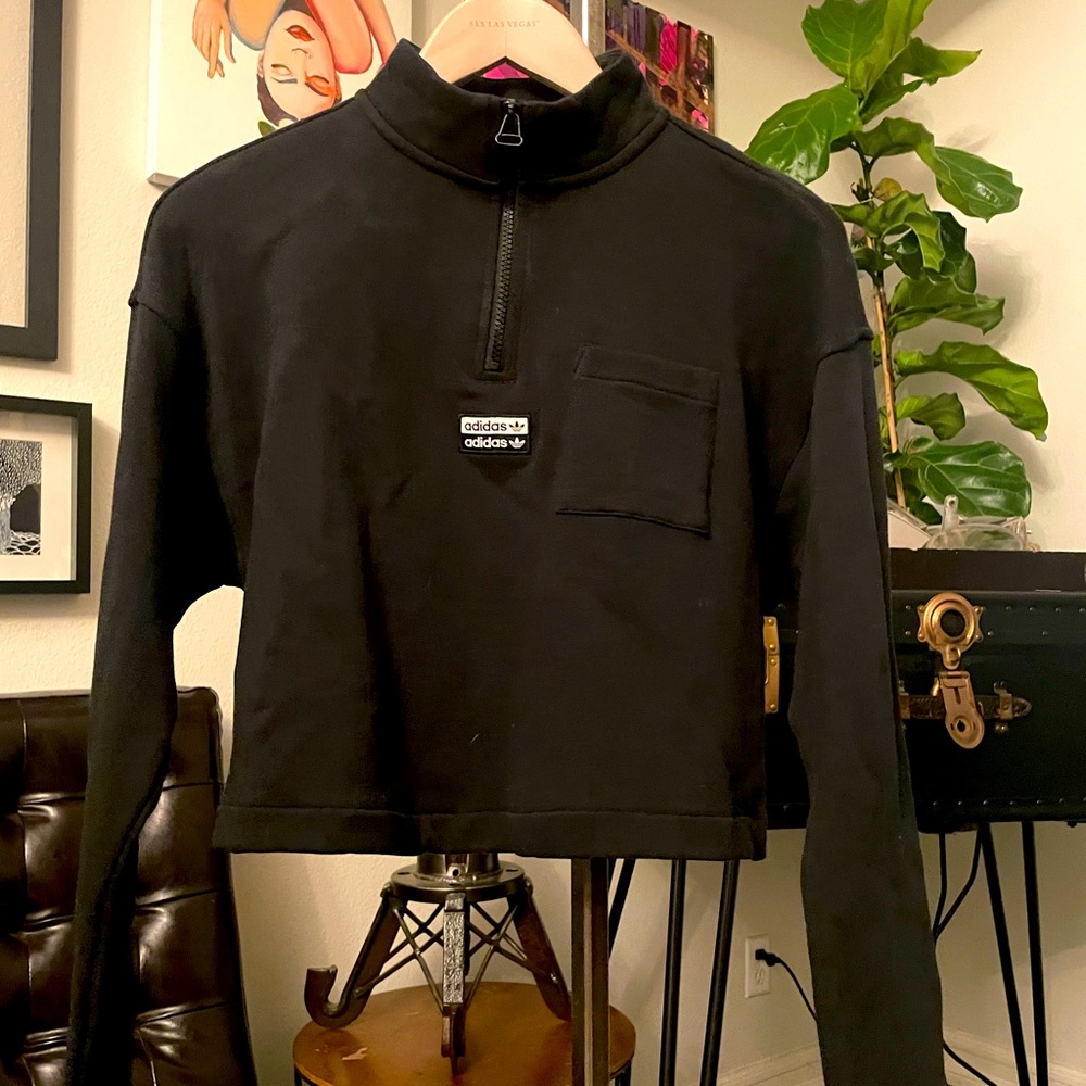 BNWT Womans Adidas cropped half zip SzM